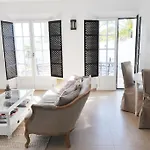 Townhouse With Pool Near Puerto Banus *