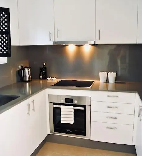 Feriehus Townhouse With Pool Near Puerto Banus Marbella